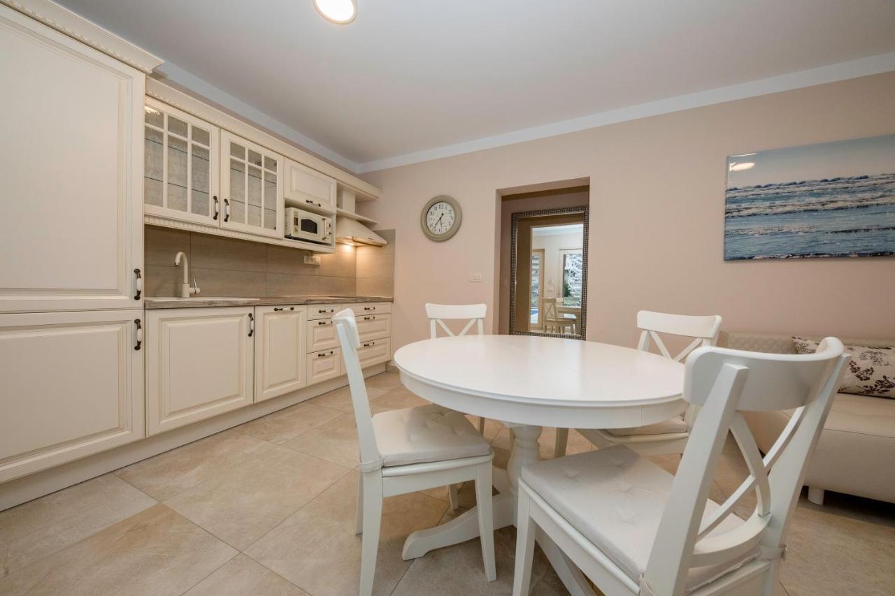 Luka Appartement *